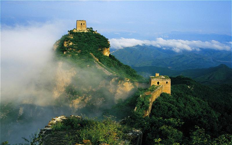 The Simatai Great Wall built on the cliffs