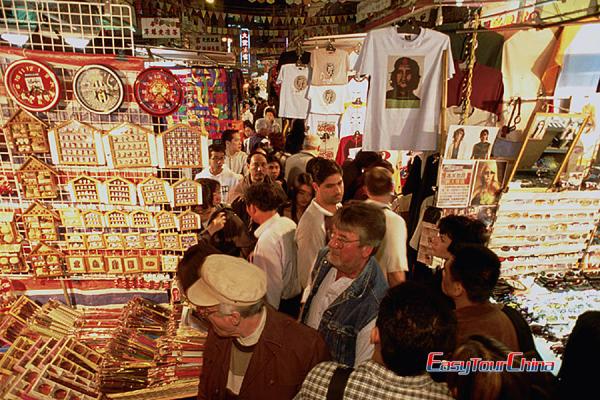 busy market