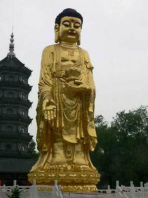 Temple of Bliss Huge Golden Buddha Statue