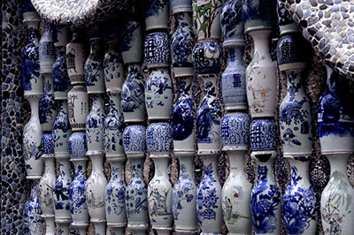 Tian tour to visit porcelain house