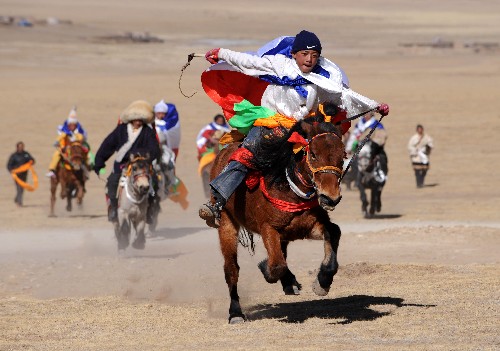 Tibetan Horse Racing