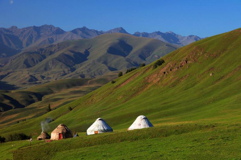 Tibet campin tours