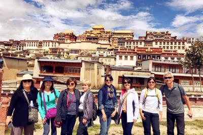 Tour to Shangri-la Songzanlin Monastery