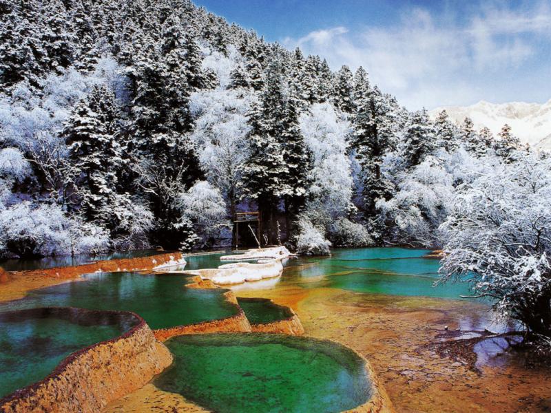 Jiuzhaigou hike tours