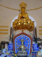 Buddha Statue in Wannian Temple