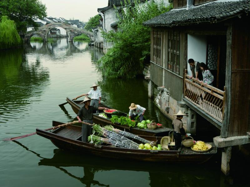 travel to Wuzhen Water Town