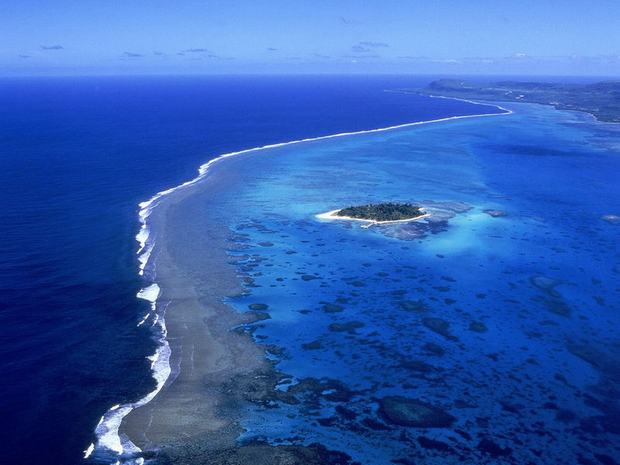 Wuzhizhou Island is surrounded by deep blue sea water