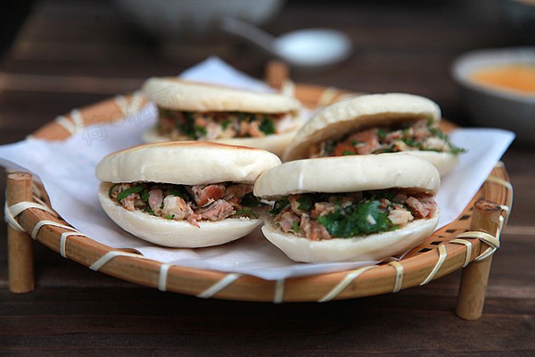 Rou Jia Mo - Chinese Hamburger