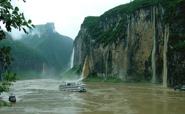 Chongqing to Yichang Yangtze cruise