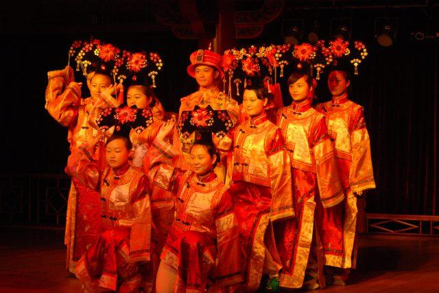 Victoria Cruise cultural activities