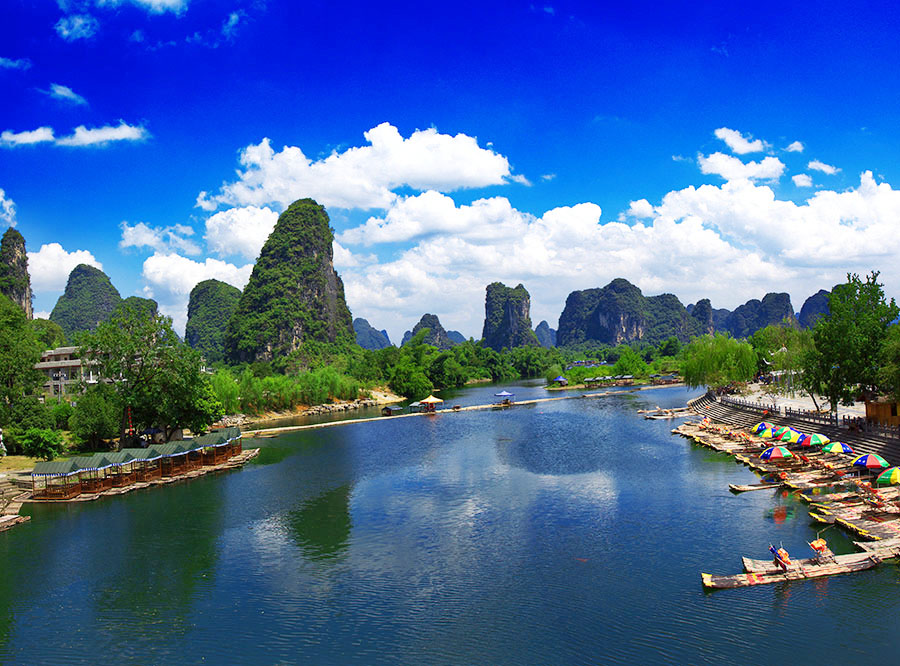 Yulong River breathtaking scenery