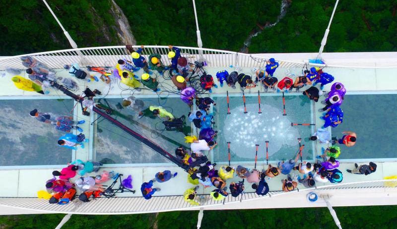 Zhangjiajie Grand Canyon glass bridge