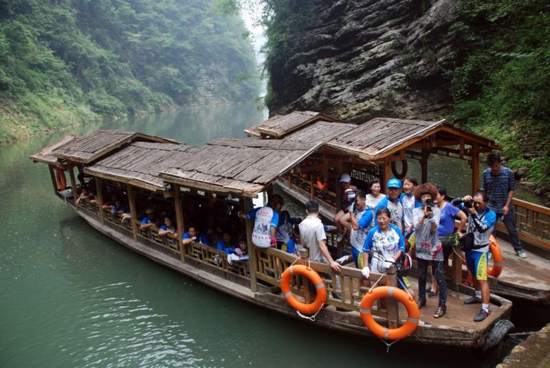 Boating in Zhangjiajie Grand Canyon