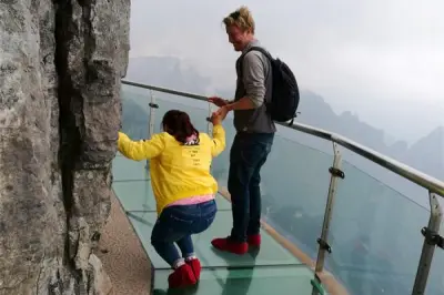 Zhangjiajie Tour